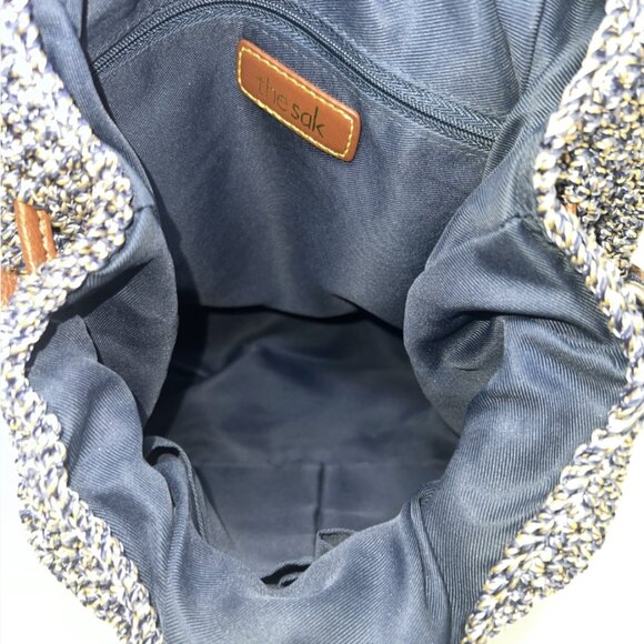 NWT, the SAK, Macy's Avalon Convertible Crochet Women's Backpack - Picture 6 of 7